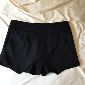Paper heart black shorts size 10
